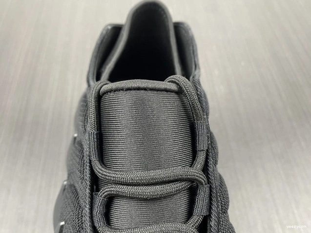 ADIDAS H68032 YEEZY 400 0730